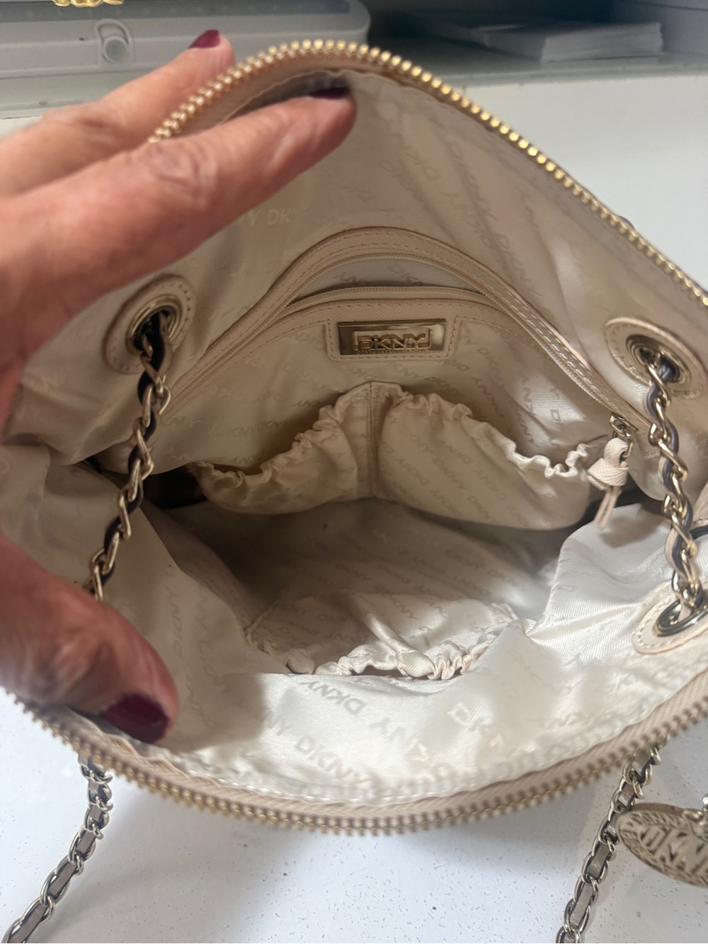 DKNY, beige/ nude pebbled leather with chain strap Handle retail price $250 - Picture 16 of 16